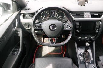 Škoda Octavia Combi 2.0 TFSI RS DSG - 10