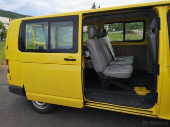 VOLKSWAGEN TRANSPORTER T5 9.MÍST 2.0TDi 75KW 2010 - 10