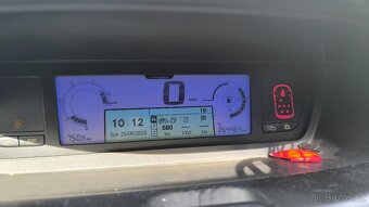 Citroen C4 Picasso 1.6HDI 16v - 10