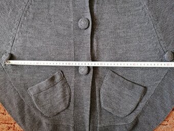 3x dámský svetřík - černý, šedý a fialový - 10