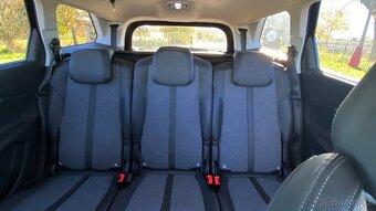 Peugeot 5008 1.6 Blue HDi 88kw,r.v. 2018,ČR,7 míst - 10