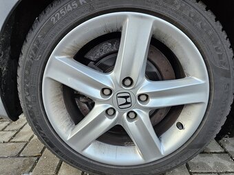 Honda Civic 1.8 103 Kw 2009 V-Tec manuál - 10