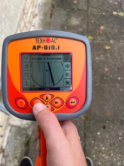 Lokátor kabelů vč. generátoru (až 270W) TechnoAC - 10