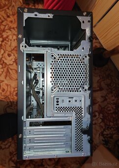 3x retro ATX skrine, zachrante je pred sberem - 10