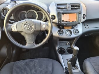 Toyota Rav4 2,0 VVT-i 112kW 4x4 NAVI - 10