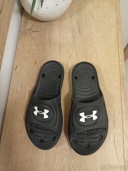 Under Armour dámské nazouváky - pantofle vel. 38 - 10