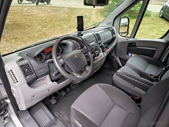 Peugeot Boxer, 3.0 HDI 116 kW - osobní vůz - 10