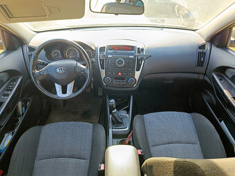 Kia Cee´d 1,4 CVVT kombi (66kW) - STK do 01/2027 - 10