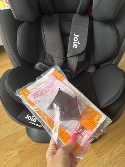 Autosedačka Joie - 10