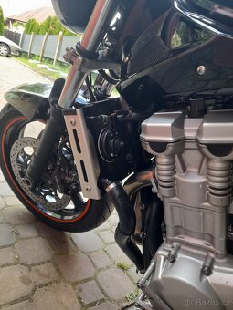 SUZUKI GSF 1250N - 10
