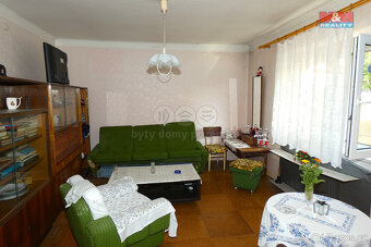 Prodej 1/2 rodinného domu, 120 m², Křenice, ul. K Návsi - 10