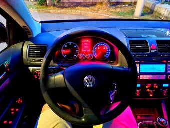 VW GOLF 5 1.9.TDI 77KW 2009 - 10