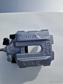 E91 330xd N57 zadní třmeny po repasu - 10