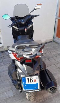 Yamaha Xmax 400, 2015, 23t.km, pěkná - 10