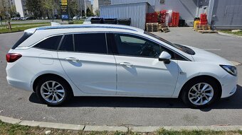 Opel Astra Sport Tourer ST 1.6 CDTI S S 110k ECOTEC Dynamic - 10