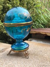 Skleněný starožitný minibar na likér - 10