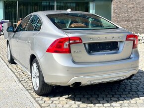 Volvo S60 T3 110kW AUTOMAT KŮŽE NAVIGACE VÝHŘEV SENZORY - 10