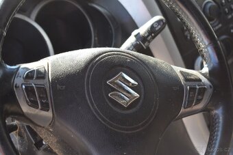 Suzuki Grand Vitara 2.4i 124KW 4x4/ČTĚTE PROSÍM/ - 10