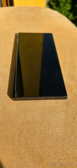 Samsung Galaxy S23Ultra 12/512gb černý - 10