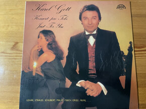 16 ks Desek LP Karel Gott - 10