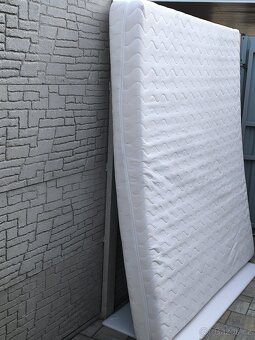 Prodám matrací 180cm x 200cm - 10
