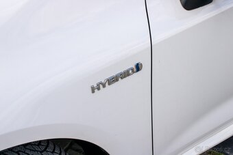 Toyota Corolla 2.0 Hybrid e-CVT - 10