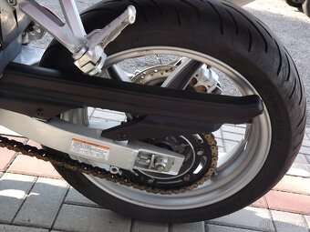 Hyosung GT 650R - 10
