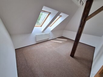 Prodej bytu 4+kk (100,4 m²) s terasou (11,3 m²) - OLOMOUC - 10
