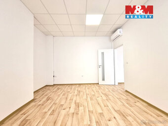 Pronájem kanceláře 36 m², Hodonín, ul. Velkomoravská - 10