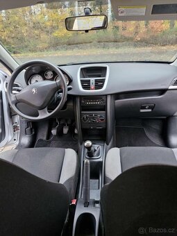 PEUGEOT 207 1.4 i BENZÍN KLIMATIZACE Rok.výroby 2008 - 10