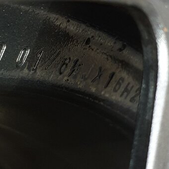 Sada zimních kol VW, Seat, Audi 205/60 R16 č. AK26 - 10