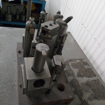 Horizontální vyvrtávačka TOS WH 80 ( rok výroby 1966 ) - 10