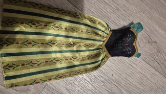 Elsa a Anna, ledové království - 10