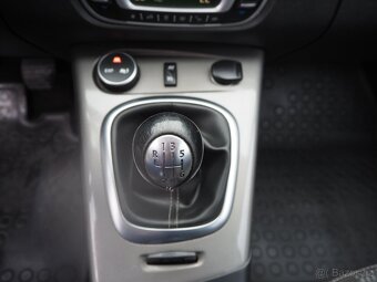 Renault Scenic 1.2 původ ČR 1 majitel r.v.2014 - 10