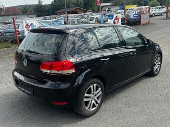 VW Golf VI 1.6MPi, r.2009, klima, STK v ceně - 10