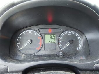 Prodám ŠKODA fabia 1,2 HTP - 10