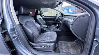Vůz na náhradní díly Škoda Superb 2 kombi 2012 CFFB NMC LF8L - 10