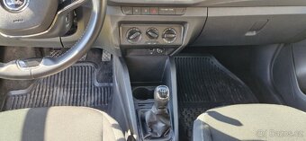 Škoda Fabia 1.0Tsi 70kw Ambiente Tour - 10