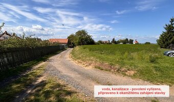Stavební pozemek k bydlení (možné okamžitě začít stavět) - 10