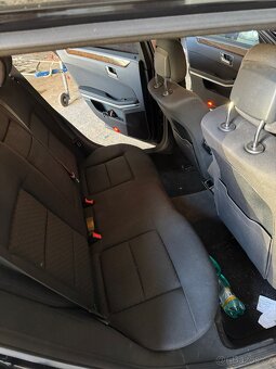 Mercedes benz E 220 CDI - 10