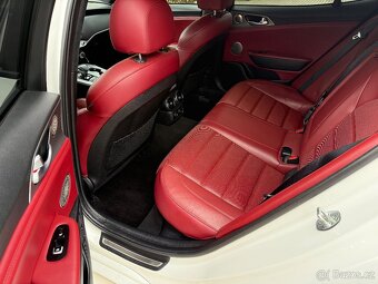Kia Stinger 3.3 v6 Benzin 272kW r.v 2018 - 10