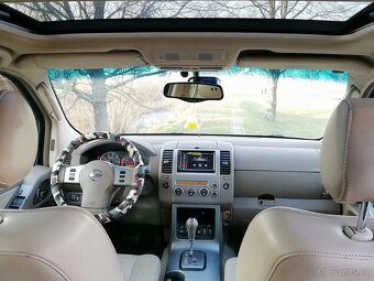 Nissan Pathfinder 2.5 dCi LE Aut. 126kw - 10