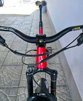 Horské kolo YT Capra CF Pro Carbon 29″ - 10