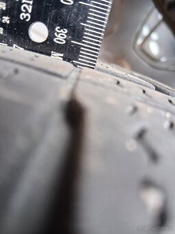 Pneu s disky 215/65R16c - 10