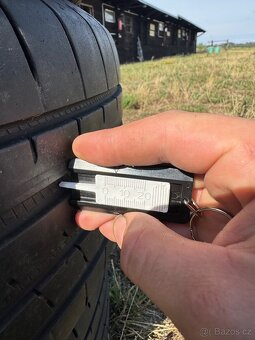 Letní pneu 235/50ZR18 97V GOODYEAR DOT 1422, 5mm - 10