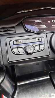 Elektrické autíčko Range Rover 4X4 (ZÁRUKA) - 10