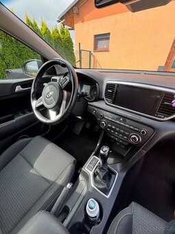 Kia Sportage 1,6 benzin 97kw/130k,rok 2021 - 10