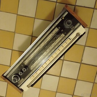 Staré/retro rádia. - 10