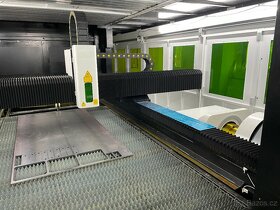 Kombinovaný vláknový laserový pálící stroj TVARcut LF3015GAR - 10