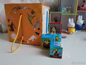 Skládací kostky pyramida - divoká zvířata a čísla, Scratch E - 10